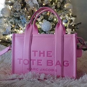 🌸Free Shipping🌸Retired Color 🌸Marc Jacobs The Tote Bag